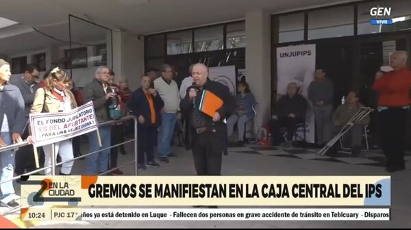 Jubilados y pensionados se manifiestan contra la corrupción en IPS - ADN Digital