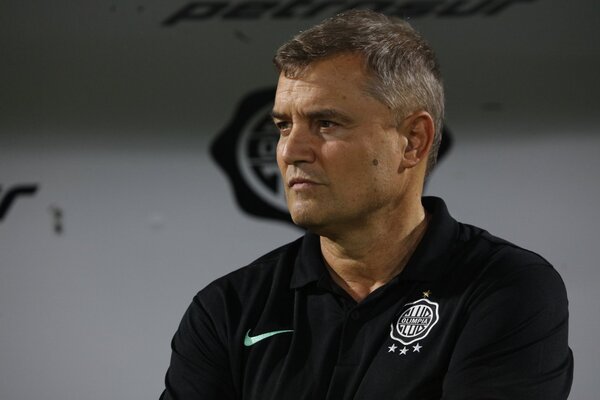 Olimpia destituye a Diego Aguirre | OnLivePy