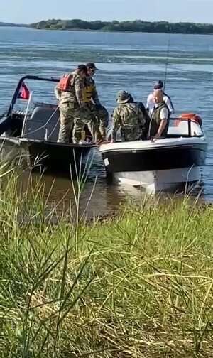 Diputado de Misiones pide informes a Armada Paraguaya sobre conflicto con pescadores argentinos - Nacionales - ABC Color