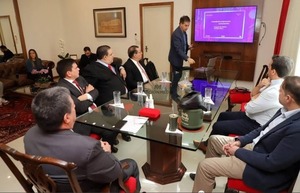 Diario HOY | “Popugenios”: la herramienta con que la ANR impulsará más oportunidades de estudio