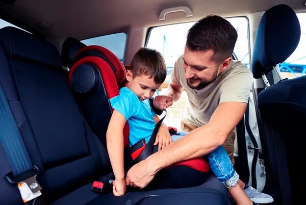 Consejos de seguridad para viajar con niños en el automóvil - Nacionales - ABC Color