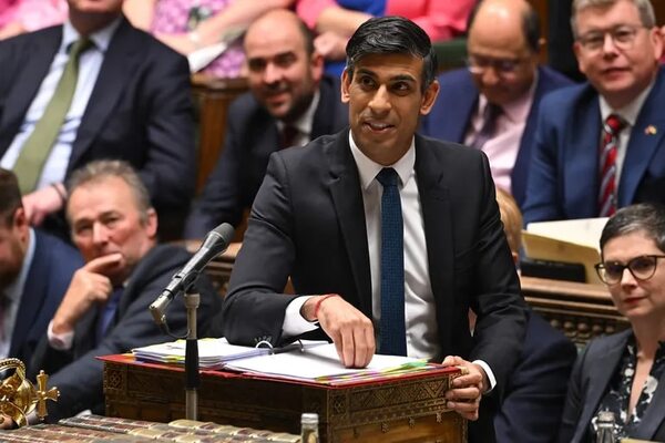 La Unión Europea incurrió en “lamentable elección de palabras” para aludir a Malvinas - Mundo - ABC Color