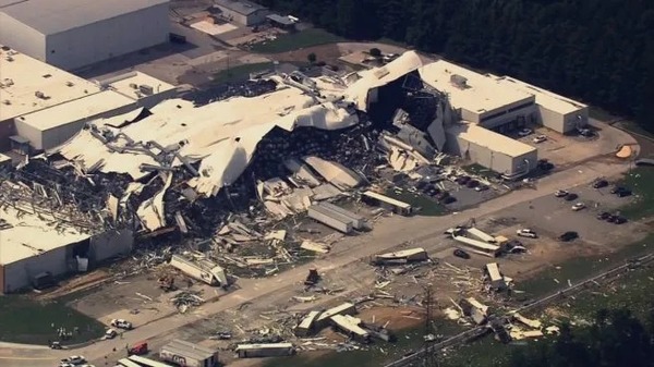 EEUU: Tornado dejó en ruinas a planta de Pfizer - El Independiente