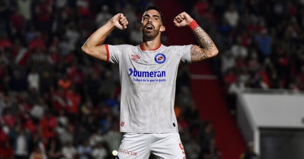 Versus / Argentinos Juniors rechazó una oferta millonaria por Gabriel Ávalos