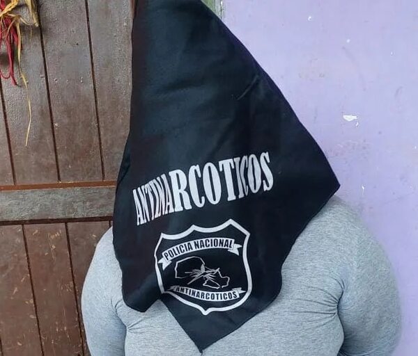 Caacupé: allanan una vivienda y decomisan dosis de cocaína - Nacionales - ABC Color