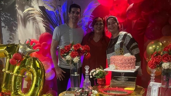 El "Topo" Cáceres: "Felicidades mami, te amo infinito"