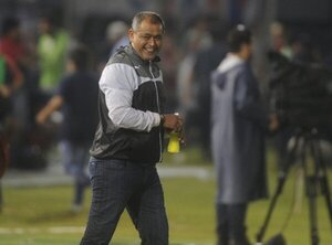 Si vuelve Chiqui Arce a Olimpia sería su segunda vez como DT