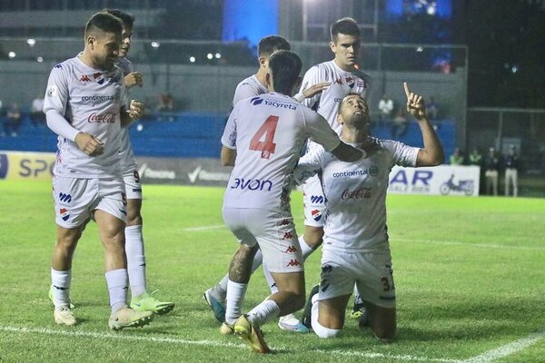 Versus / Nacional cumple con el trámite y está en octavos de final de la Copa Paraguay