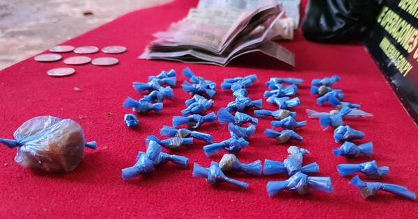 La Nación / Policía detiene a dos personas durante allanamiento en Cordillera por narcotráfico
