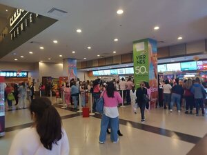 Barbie y Oppenheimer agotan las taquillas paraguayas en minutos