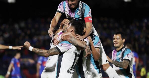 La Nación / ¡Libertad mandó en Victoria!
