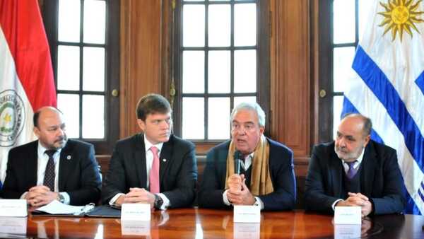 Las aduanas de Paraguay y Uruguay acuerdan un intercambio de imágenes para detectar droga