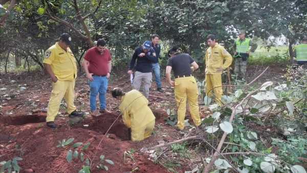 Policía detiene a tres personas por la desaparición de una madre y su hijo - Noticiero Paraguay