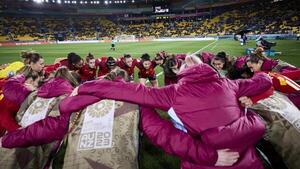 España atropella a una vulnerable Costa Rica