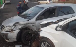 Ebrio cruzó semáforo en rojo y ocasionó accidente, afirmaron