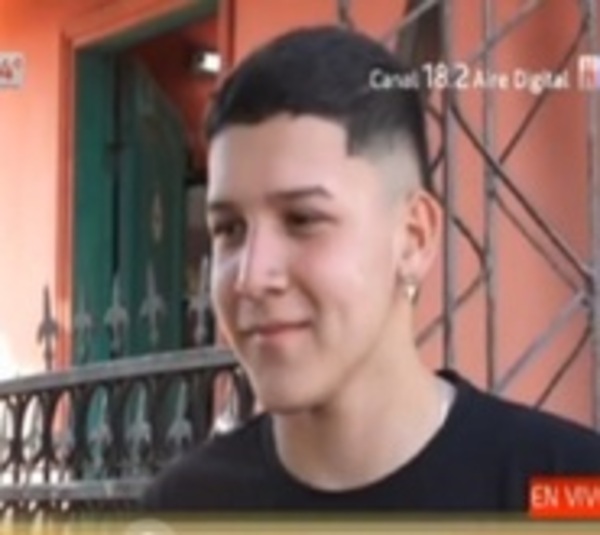 ¡Loable! Hace hamburguesas para reconstruir su barbería - Paraguay.com