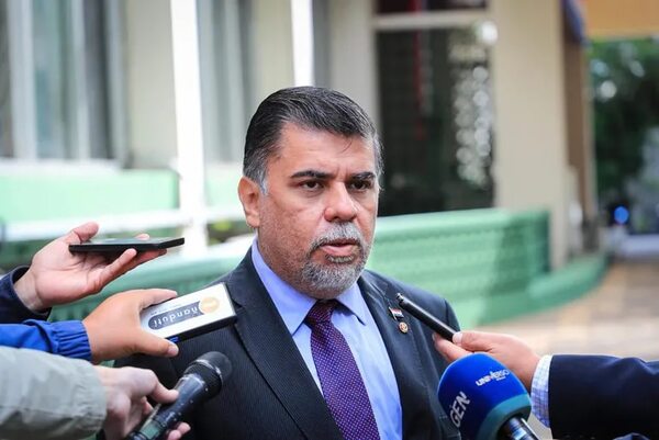 Ministro de Salud cree que declaraciones de su sucesor se “sacaron de contexto” - Nacionales - ABC Color