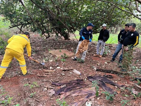 Lima: Buscan los cuerpos de una madre y su hijo, desaparecidos hace 5 años: pareja sería el principal sospechoso - Policiales - ABC Color