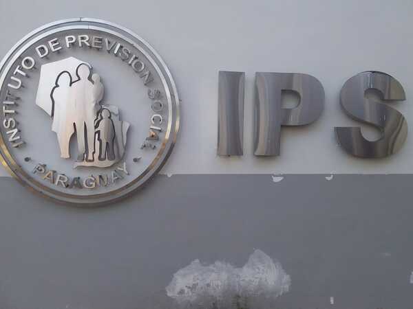 IPS de Pedro Juan Caballero recibe máquinas obsoletas para atender a sus asegurados - Radio Imperio