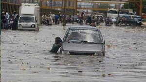 Ya son 112 los muertos por las lluvias en Pakistán