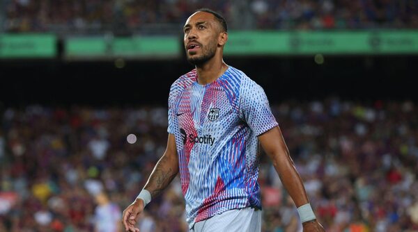Versus / Marsella oficializó el fichaje del delantero Pierre-Emerick Aubameyang