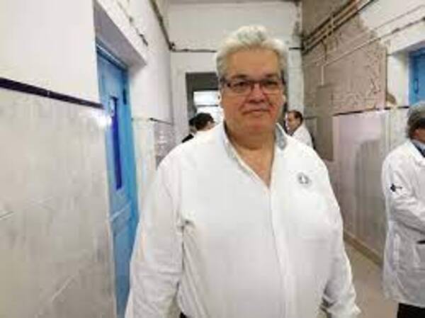 Santi anuncia que Felipe González no será su Ministro de Salud