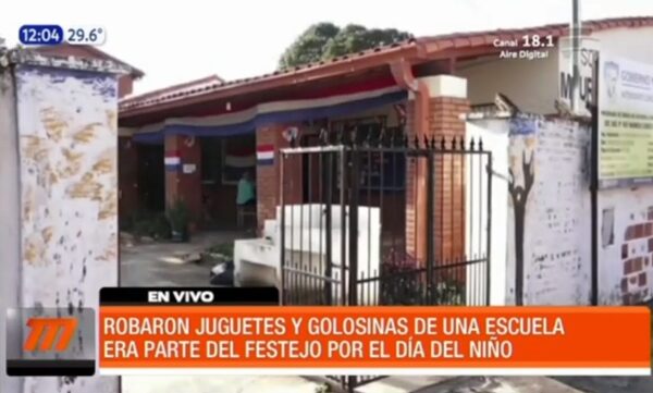 Robaron juguetes y golosinas de una escuela | Telefuturo