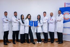 23 estudiantes de medicina alcanzan con éxito defensa de sus Trabajos Finales de Grado