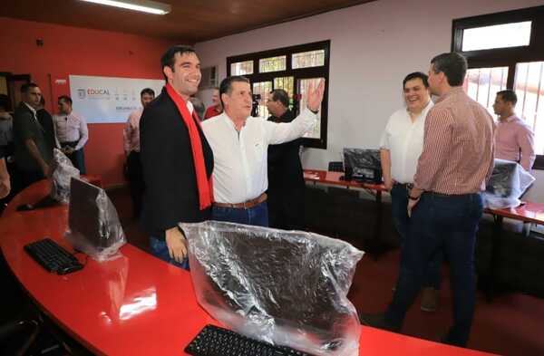Presidente de seccional destaca centro de formación de la ANR - ADN Digital