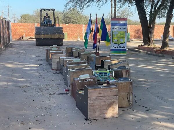 Destruyen tragamonedas decomisadas de comunidades nativas - Noticias del Chaco - ABC Color