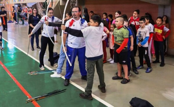 Bullicio en clausura de la colonia de vacaciones 2023