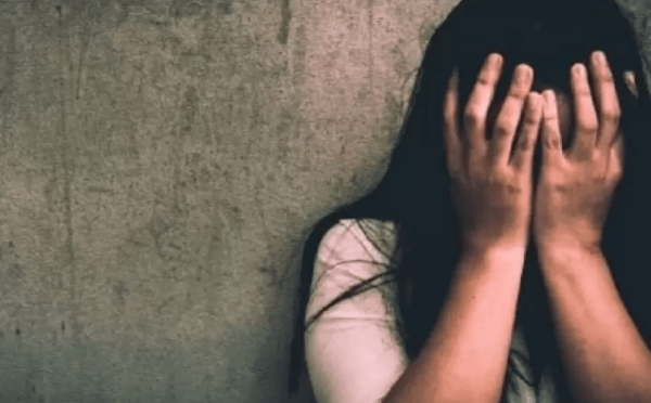 Procesan a joven que habría desfigurado rostro de su expareja al verla bailar con otro - Noticiero Paraguay