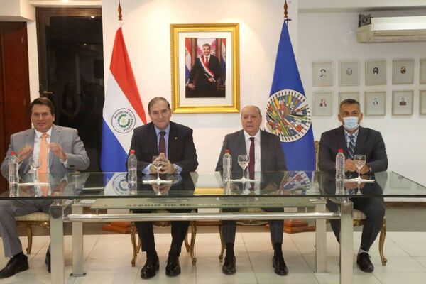 Presidente Diesel asistió a clausura del Curso de Derecho Internacional de la OEA