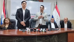 Marcelo Soto desafía a Beto Ovelar y designa a Elvio Castro como Secretario General - Noticiero Paraguay