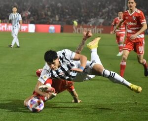 Talleres elimina a River de la Copa Argentina - Fútbol Internacional - ABC Color