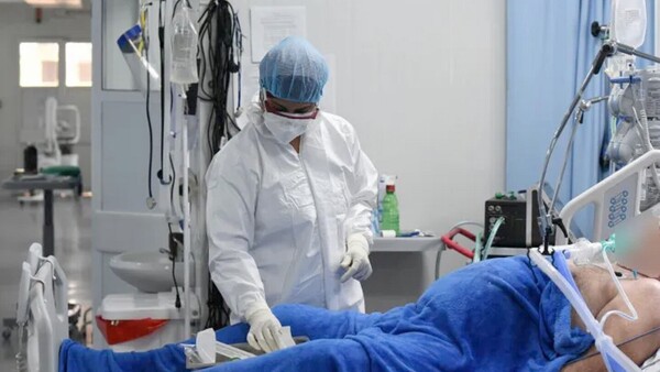 Tras la polémica, Peña desistió de designar a Felipe González en Salud