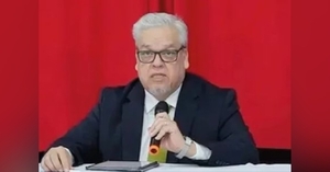  Felipe González Ávila no será ministro de Salud