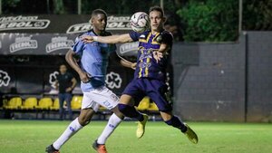 Trinidense y Resistencia se miden en Trinidad
