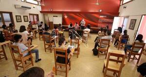 La Nación / Becas de ANR: inscriben con certificado de estudios y sin límite de edad