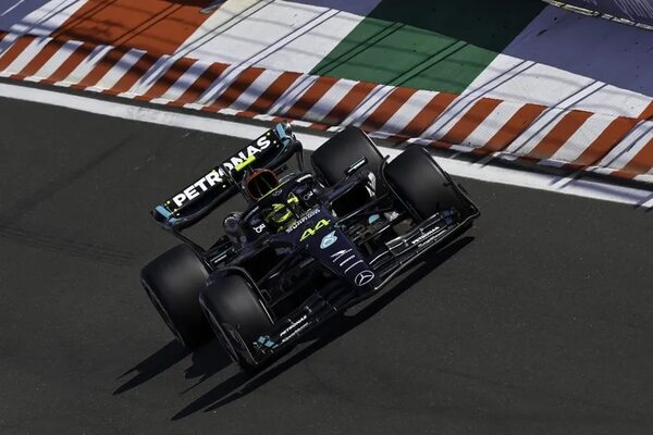 Lewis Hamilton conquistó la pole del Gran Premio de Hungría - ABC Motor 360 - ABC Color