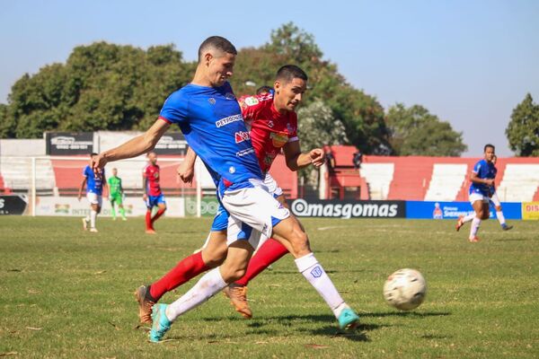 “Inde” sale victorioso de 4 Mojones