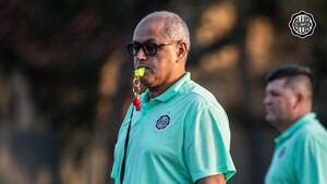 El primer onceno de Chiqui Arce en su regreso a Olimpia