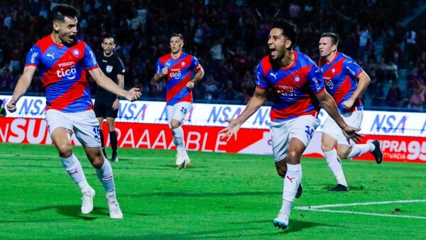 Cerro Porteño se impone con doblete de Cecilio