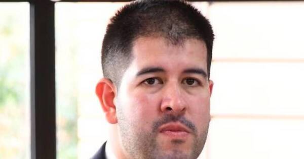 La Nación / Confirman a José Agüero como embajador