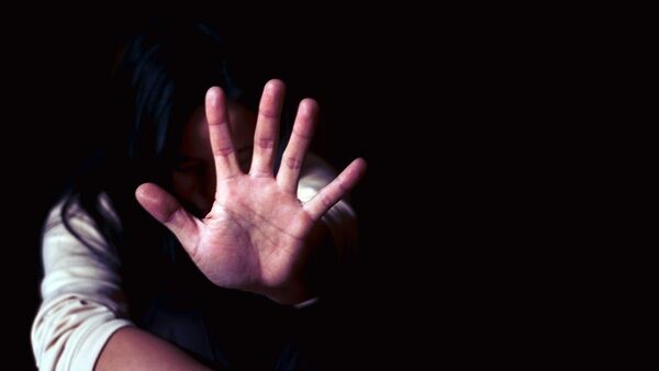 Imputado por desfigurar y fracturar el rostro de su expareja | 1000 Noticias