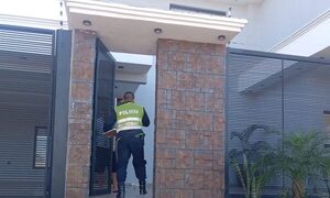 Hurtan televisores y joyas de vivienda