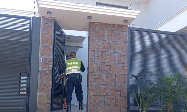 Hurtan televisores y joyas de vivienda