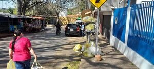 Las calles de Caacupé están atestadas de basuras - Nacionales - ABC Color