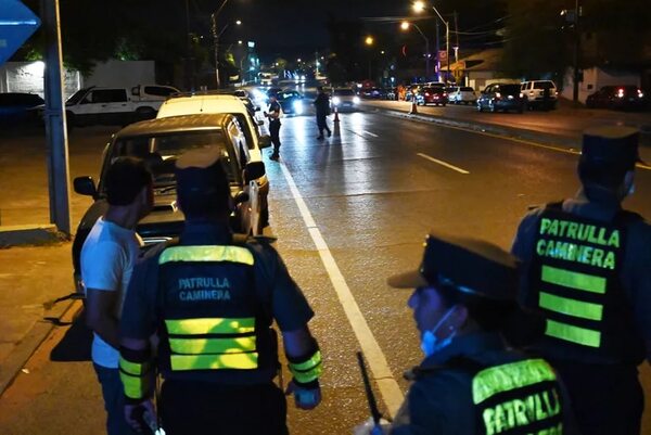 Caminera detectó casi 200 ebrios al volante - Policiales - ABC Color