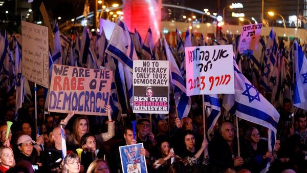 Protestan contra la polémica reforma judicial en Israel